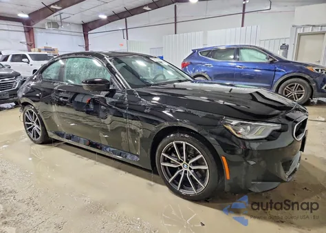 2024 BMW 230Xi z USA, uszkodzony, nr VIN 3MW33CM04R8E11014